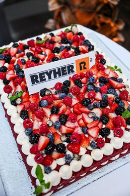 廿载同行,感恩相伴!磊亚紧固件 20 周年晚宴邀宾朋话过往、叙未来! REYHER_RAP_20-years-anniversary-ceremony_11